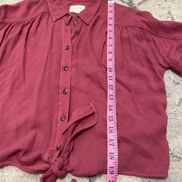 American eagle button down top ✨🌹 - Picture 4 of 6